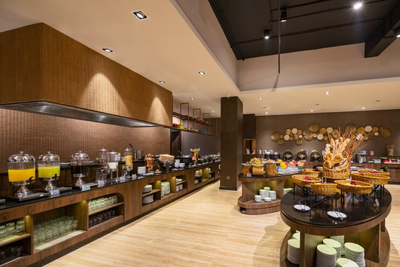 Luminor Hotel Jakarta Kota By Wh Zewnętrze zdjęcie